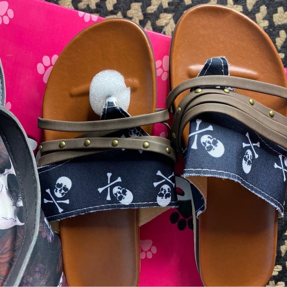 Skull and Floral Patterned Women's Bag - Picture 6 of 7